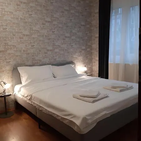 Deco *