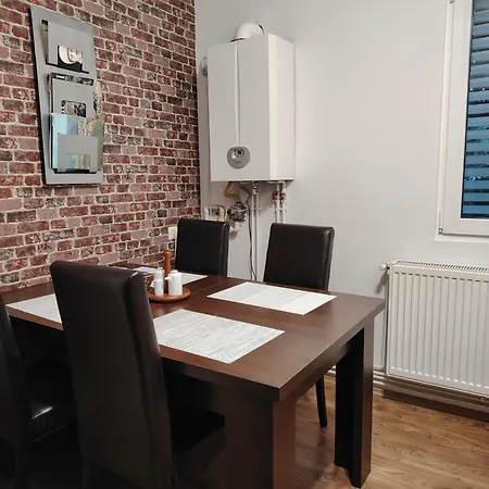 Deco Apartment